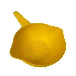 Yellow Plastic Colander‎ With Handle For Kitchen Use